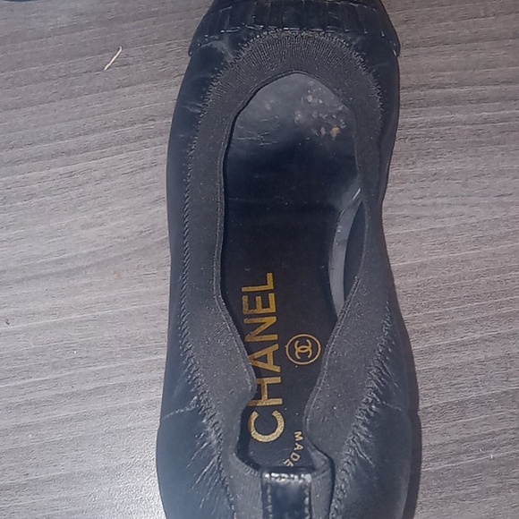 Chanel black leather/patent leather heels in size 36.5 - Picture 8 of 10